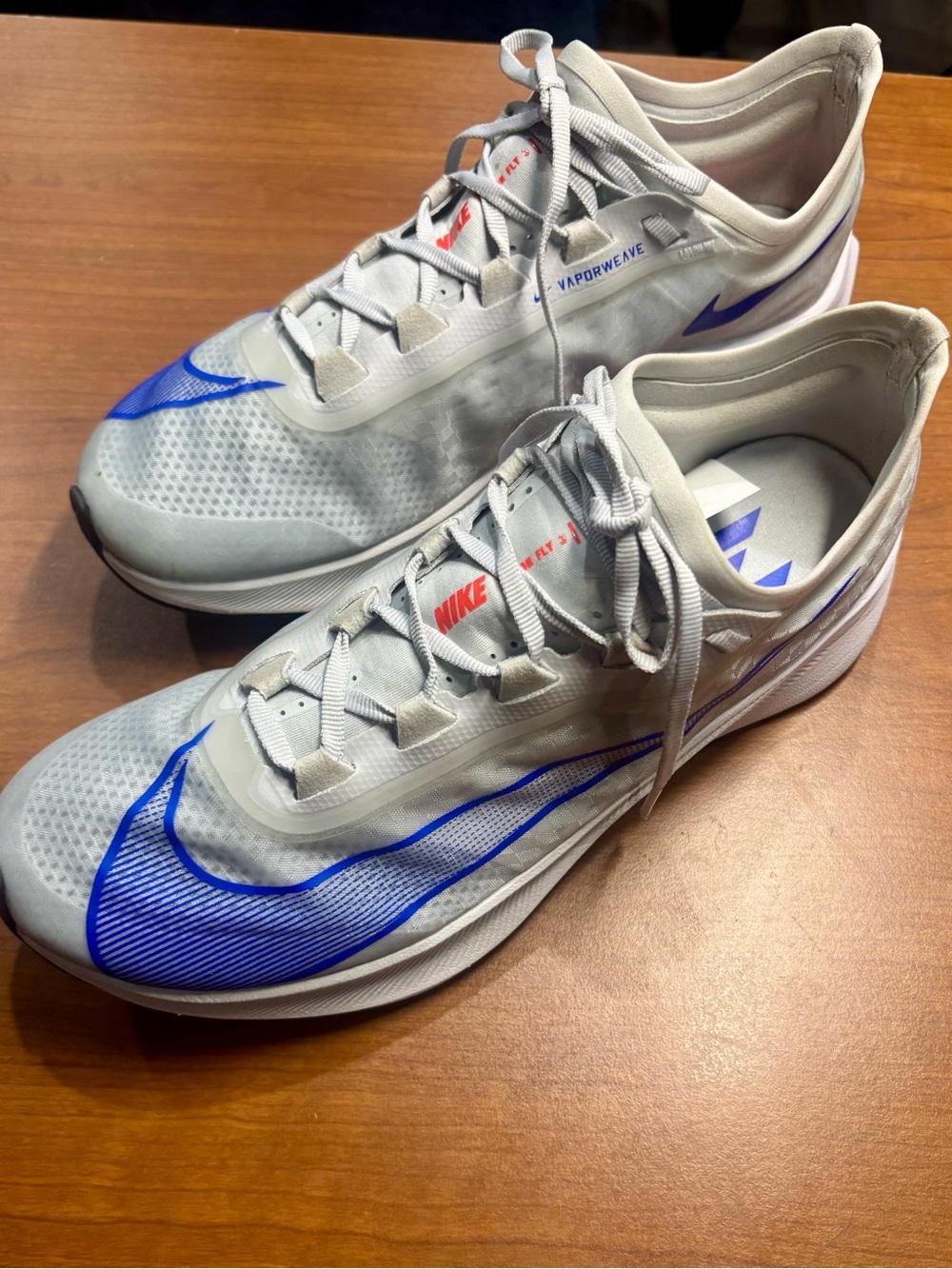 Nike Zoom Fly 3 Running Shoes Women’s Size 8 Silver/Blue